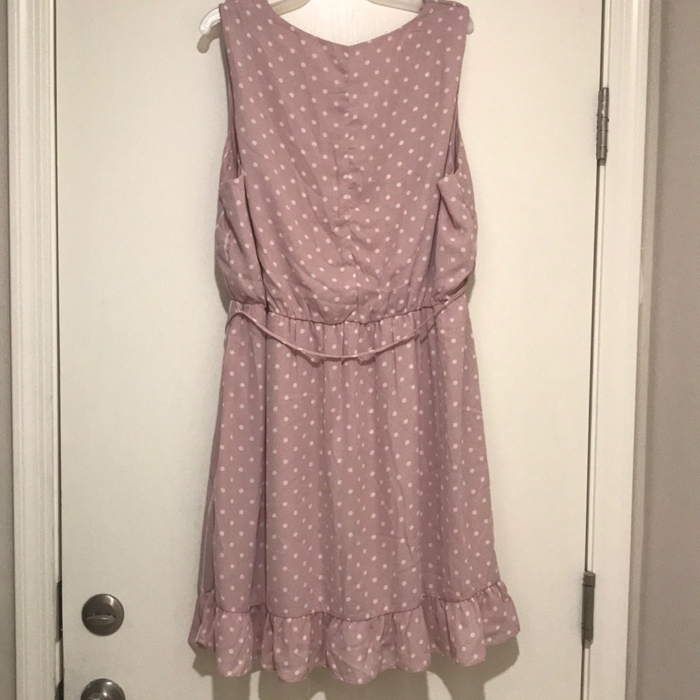 Dress - Picture 4 of 5
